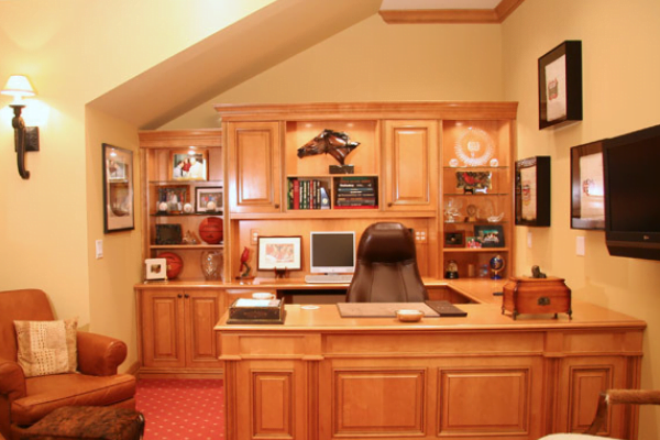 traditional office decor